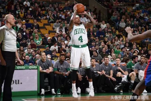 在这个焦点 在这个焦点